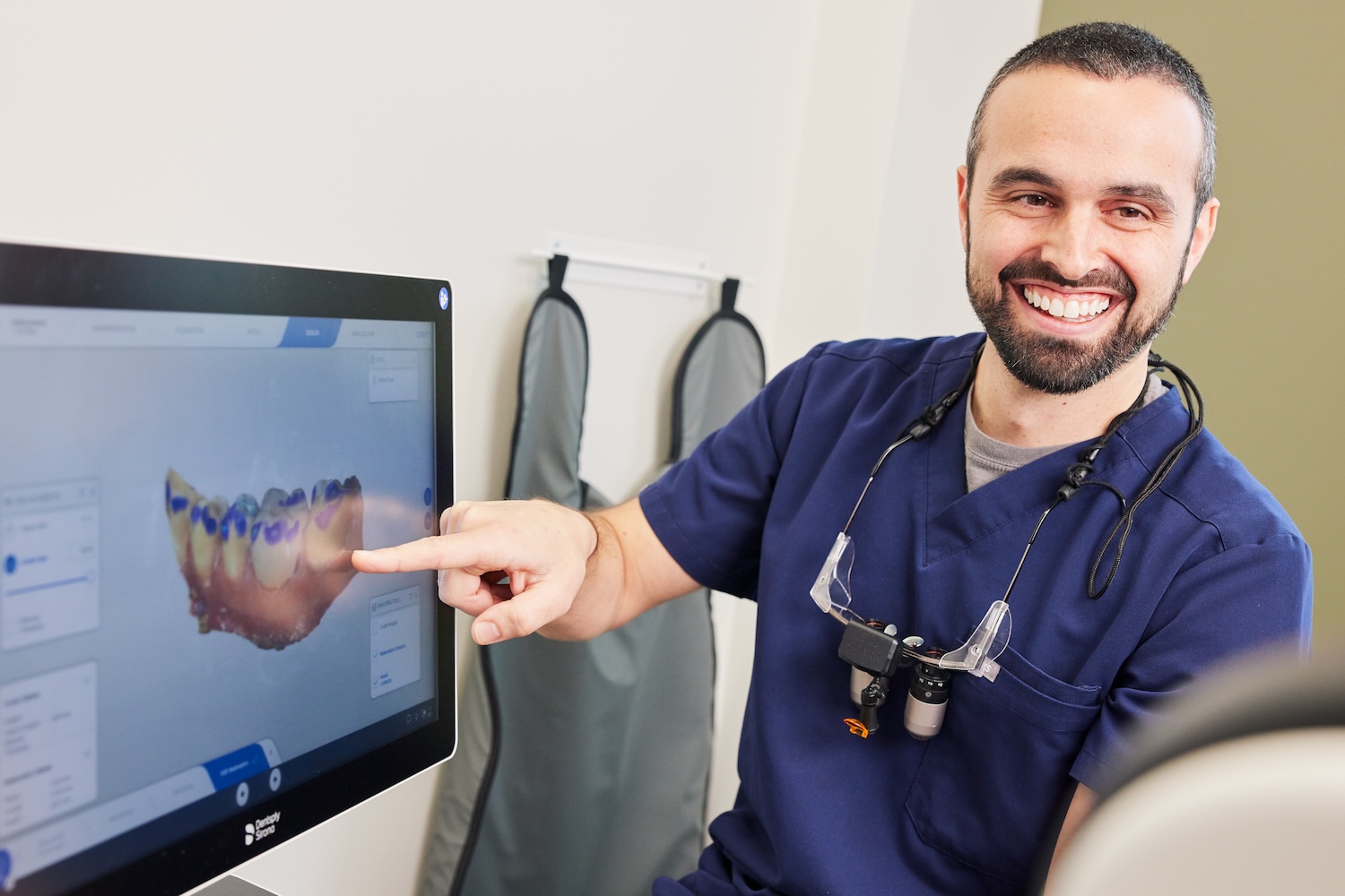 modern dental technology at CarolinasDentist