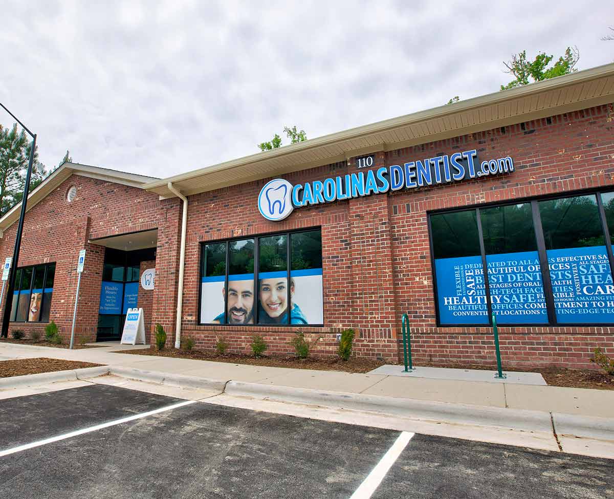 carolinasdentist-chapel-hill-building outside of office